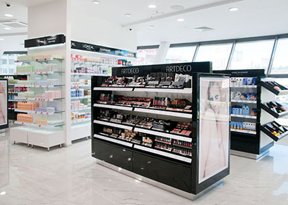 Летуаль. Магазин летуаль. Летуаль магазин логотип. Л'этуаль магазин духи. Летуаль тц город.